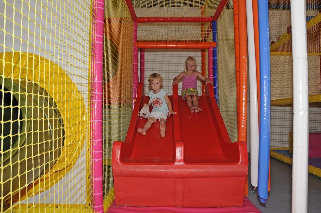 Camping Het Wieskamp Henxel Экстерьер фото